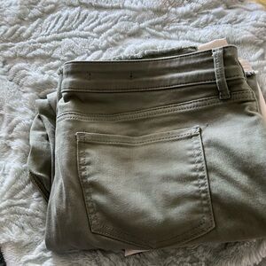 NYDJ Marilyn Straight Jeans in Olive